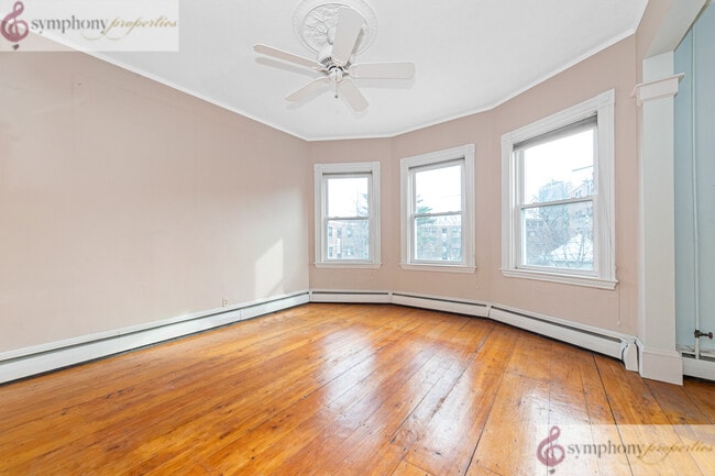 162 Fuller St, Unit 2 in Brookline, MA - Building Photo - Building Photo