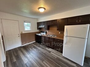244 Forest St in Fairborn, OH - Building Photo - Building Photo