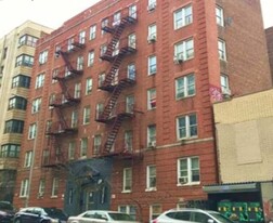 156 E 178th St Apartamentos