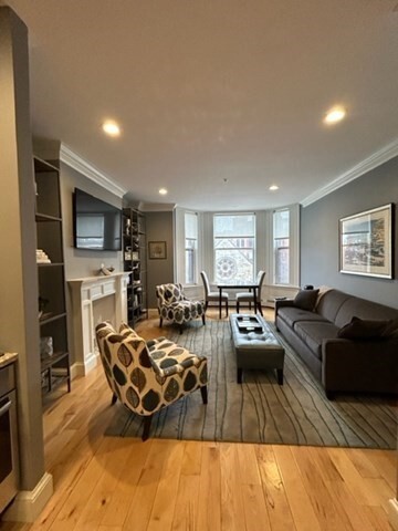 483 Beacon St, Unit 41 in Boston, MA - Building Photo