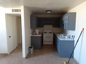 3120 N 67th Ln in Phoenix, AZ - Building Photo - Building Photo