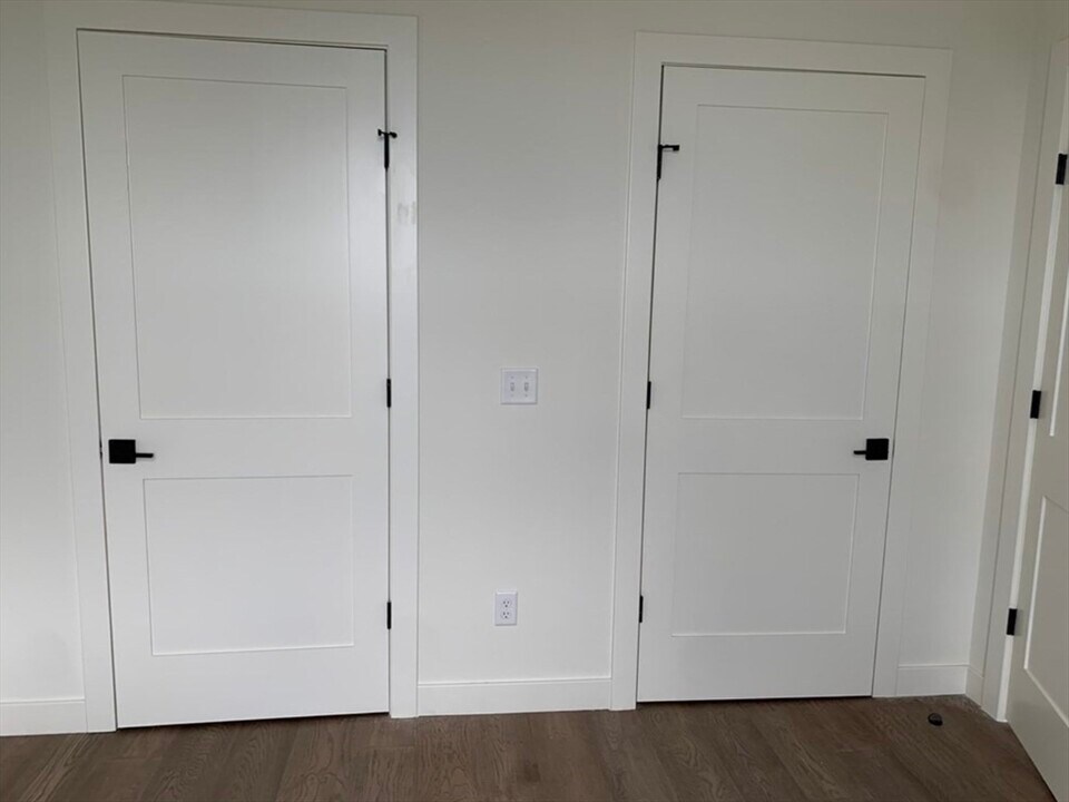 217 Essex St, Unit 2 in Salem, MA - Building Photo