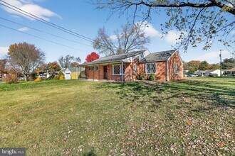 6511 Virginia Hills Ave in Alexandria, VA - Building Photo - Building Photo