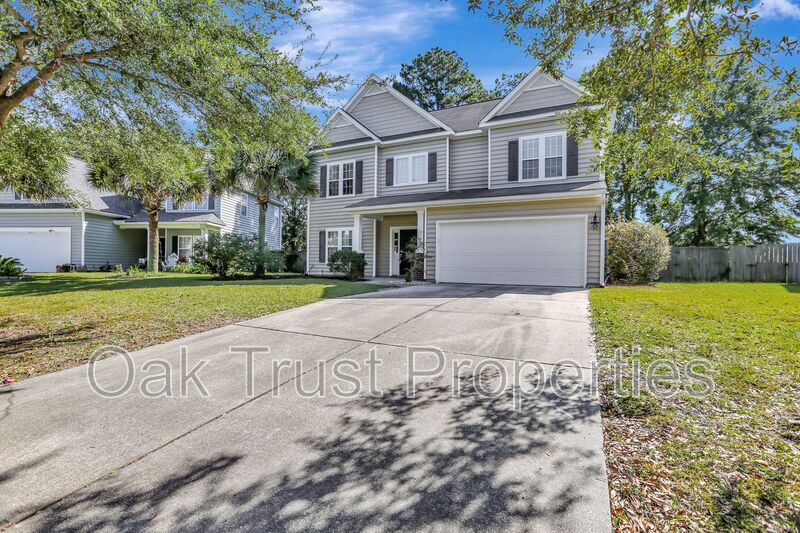 5232 Mulholland Dr in Summerville, SC - Building Photo