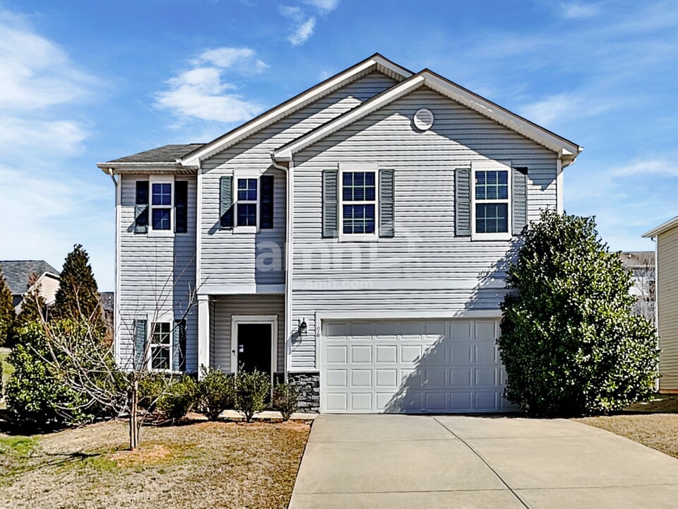 96 Yarmouth Dr in Clayton, NC - Building Photo