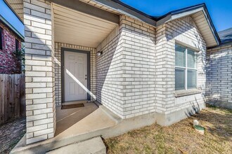 6939 Misty Brook in San Antonio, TX - Building Photo - Building Photo