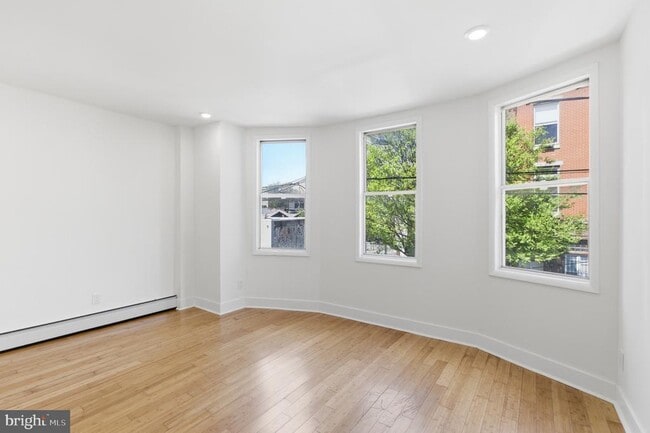 property at 935 Passyunk Ave