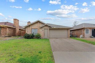 3264 Northview in Carrollton, TX - Building Photo