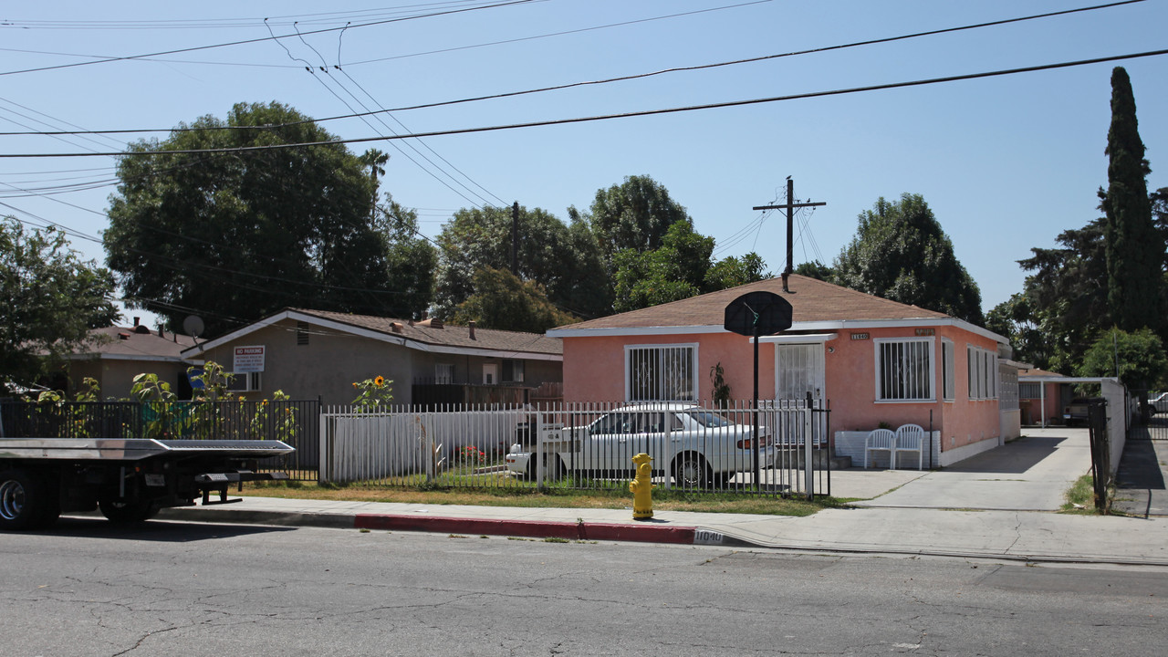 11040-11042 Dodson St in El Monte, CA - Building Photo