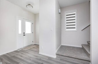 99 Bear Creek Bay in Winnipeg, MB - Building Photo - Building Photo