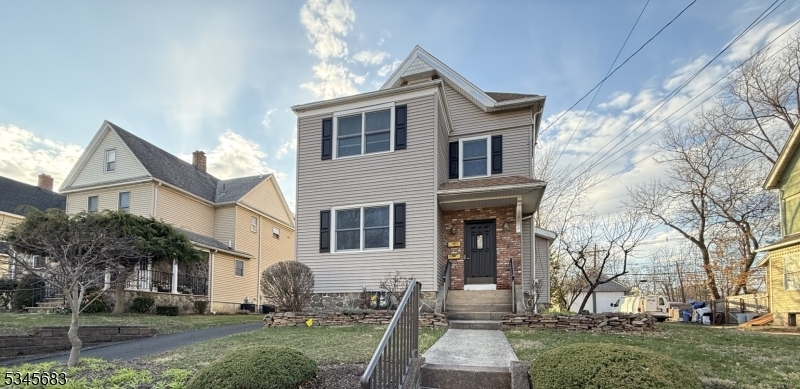 516 Cumberland St in Westfield, NJ - Building Photo