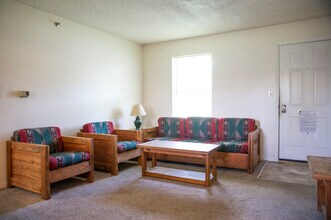 15 S Shafer St in Athens, OH - Foto de edificio - Building Photo