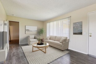 Casa Moreno Apartments in La Puente, CA - Building Photo