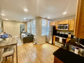13 Snow Hill St, Unit Apt2 in Boston, MA - Foto de edificio - Building Photo