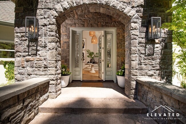 711 Furlong Rd in Sebastopol, CA - Building Photo - Building Photo