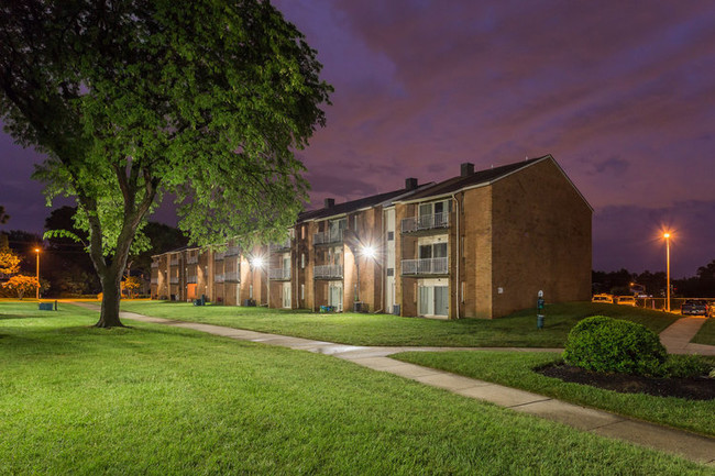 Rolling Park Apartments