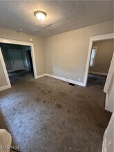 2099 W 81st St in Cleveland, OH - Building Photo - Building Photo