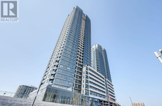 property at 30 Upper Mall Wy