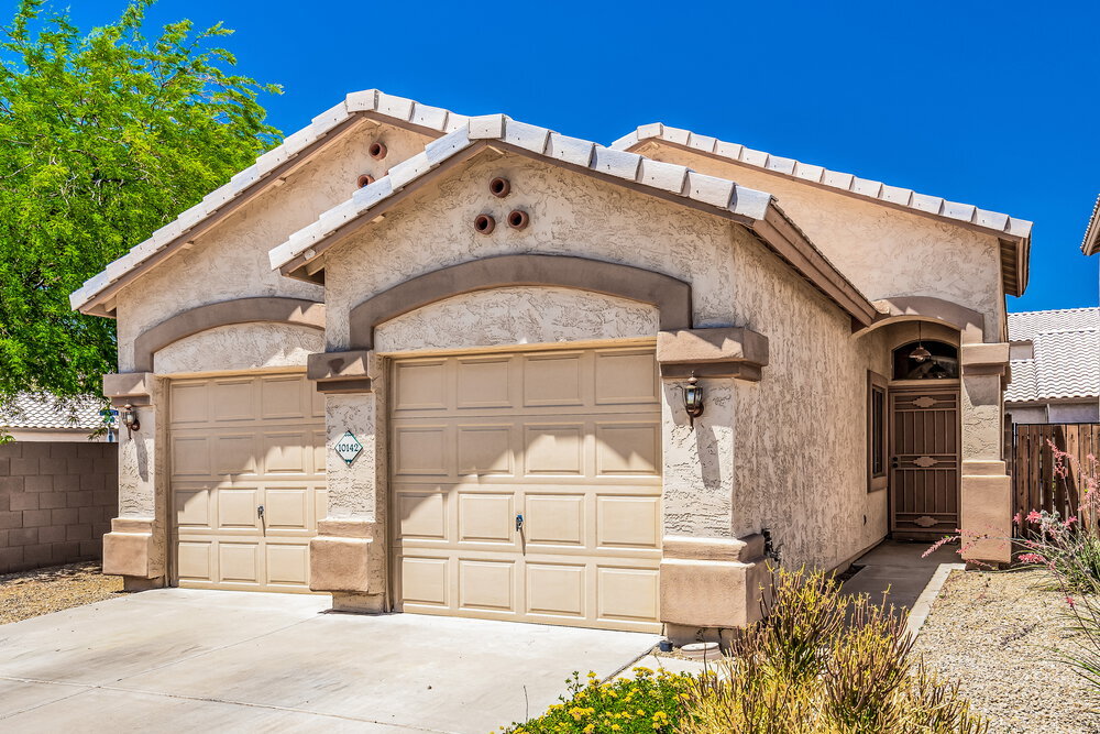 10142 E Carmel Ave in Mesa, AZ - Foto de edificio