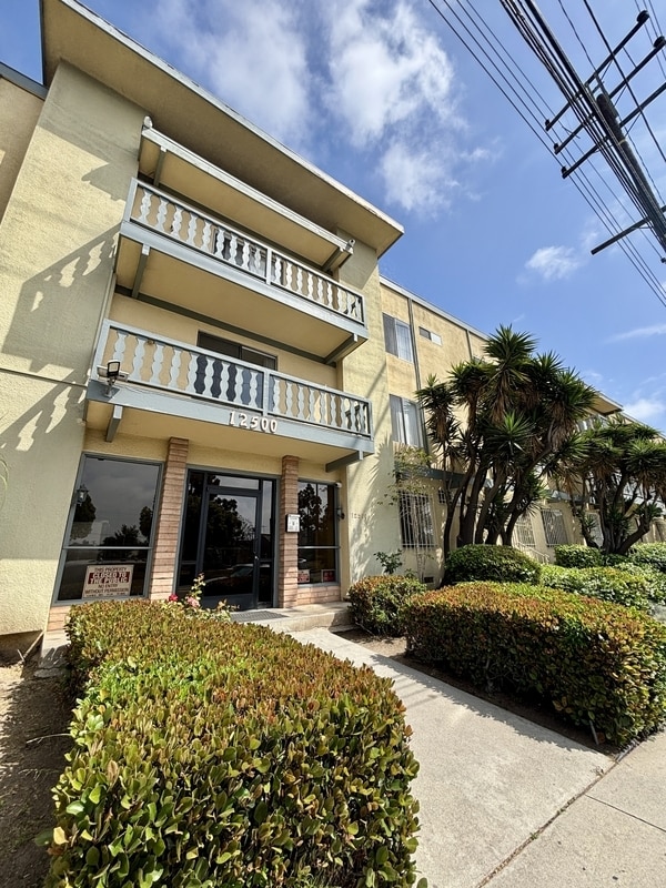 Culver Apartments in Los Angeles, CA - Foto de edificio - Building Photo
