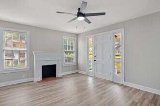 653 College St in Shreveport, LA - Building Photo - Building Photo