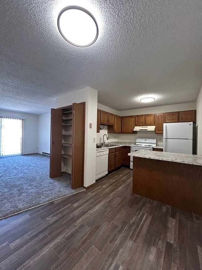 3219 15th Ave S in Fargo, ND - Building Photo - Building Photo