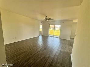 2115 NW 24th Pl in Cape Coral, FL - Foto de edificio - Building Photo