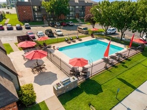 1401 N Birch St in Owasso, OK - Building Photo - Building Photo