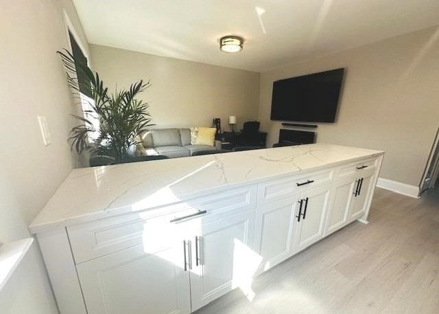 8122 77th Ave in Ridgewood, NY - Foto de edificio - Building Photo