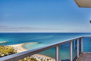 10225 Collins Ave, Unit 1703 in Bal Harbour, FL - Building Photo
