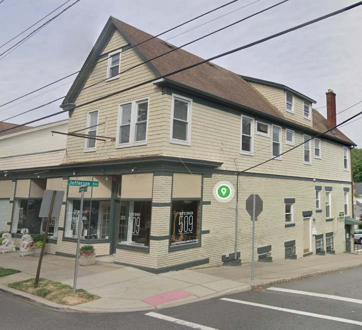 2 Jefferson Ave in Maplewood, NJ - Foto de edificio