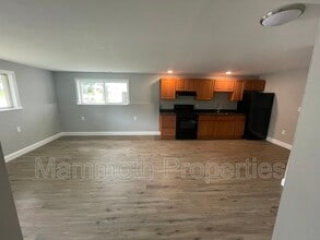 667 Corning Rd in Manchester, NH - Building Photo - Building Photo