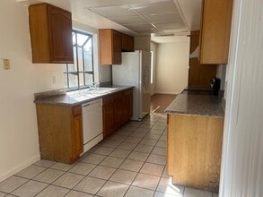 7304 Meadowgate Dr in Sacramento, CA - Building Photo - Building Photo