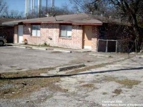 11215 Belair Dr in San Antonio, TX - Building Photo - Building Photo