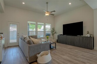 7304 Sheboygan Ave in Dallas, TX - Building Photo - Building Photo