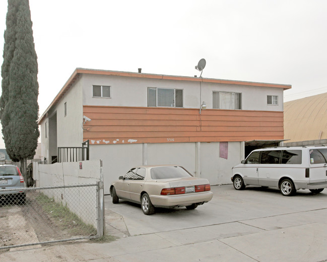 3516 Randolph St in Bell, CA - Building Photo - Building Photo