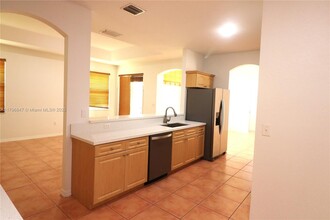 2865 SW 139th Ave in Miami, FL - Building Photo - Building Photo