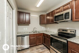 5325 Bonnie Brae Cir in Orlando, FL - Foto de edificio - Building Photo