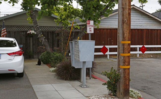 1041 Eugene Ave in San Jose, CA - Building Photo - Building Photo