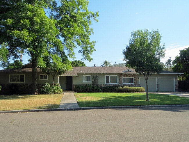 property at 258 W San Madele Ave