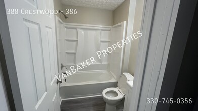 388 Crestwood Ave-Unit -386 in Akron, OH - Building Photo - Building Photo