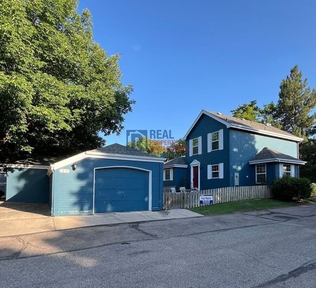 1345 Village Park Ct in Fort Collins, CO - Building Photo - Building Photo