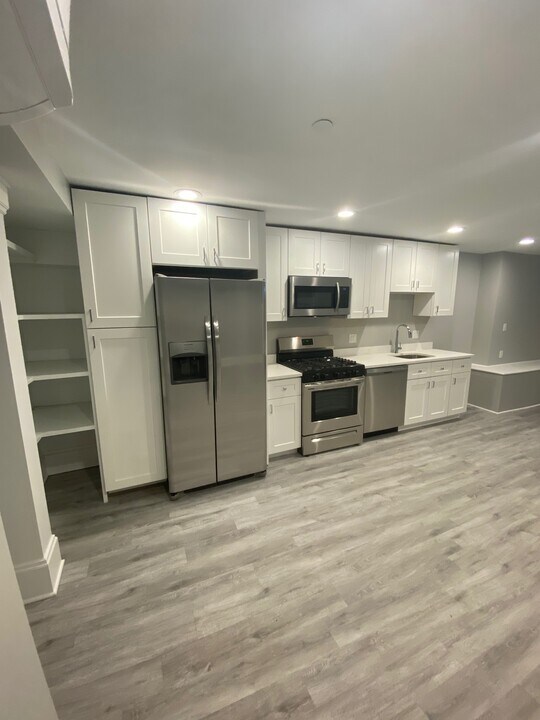 190 Kelton, Unit B in Boston, MA - Building Photo