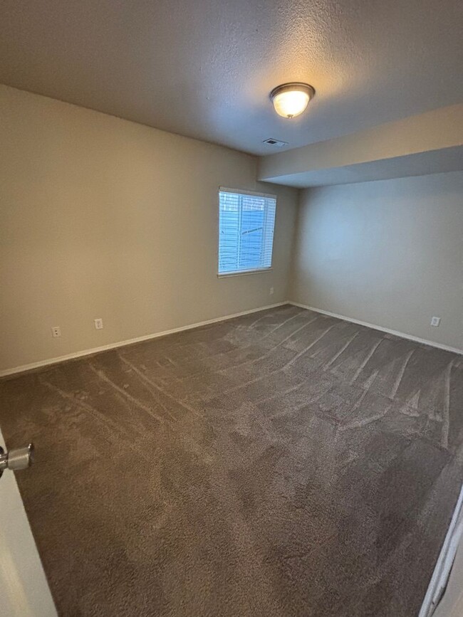 property at 707 17th St