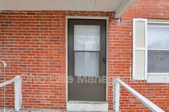 2235 Homestead Dr in Columbus, OH - Building Photo - Building Photo