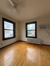 612 Howard Plz, Unit D in Madison, WI - Building Photo - Building Photo