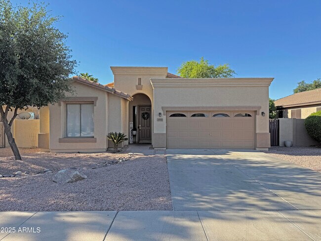 3399 E Meadowview Ct in Gilbert, AZ - Building Photo - Building Photo
