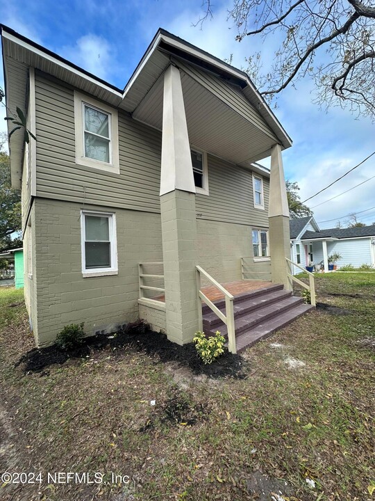 1717 Mc Quade St in Jacksonville, FL - Building Photo