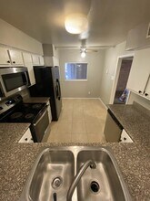 2210 Dorrington St in Houston, TX - Building Photo - Building Photo