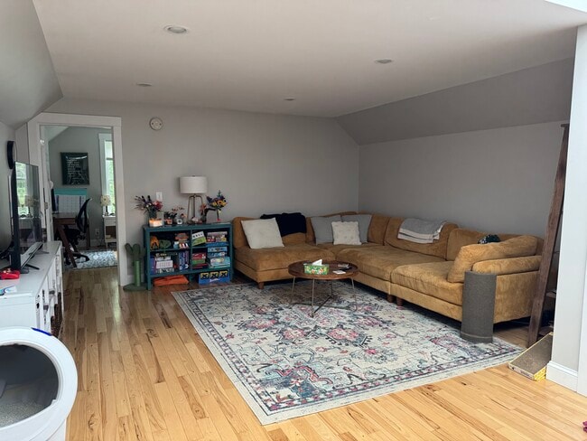 104 Falmouth Rd, Unit Apartment A